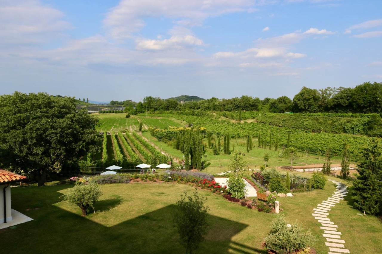 Relais Ca' Morenica Valeggio sul Mincio Luaran gambar
