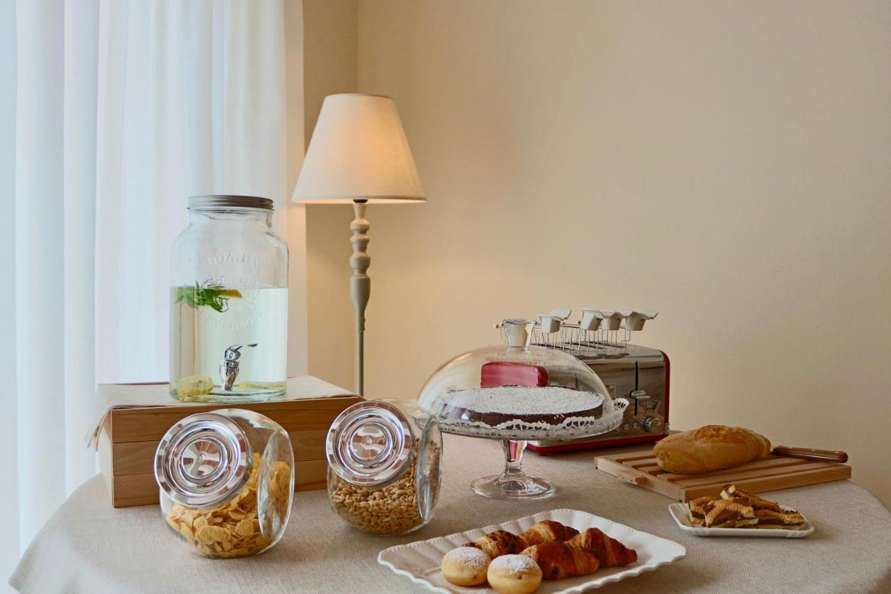 Relais Ca' Morenica Valeggio sul Mincio Luaran gambar